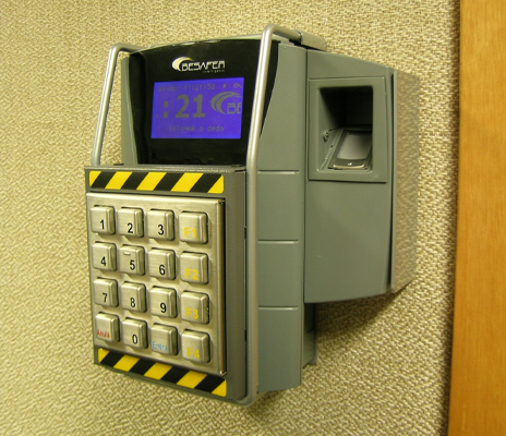 Design de Produto, Eletrnico - Besafer, controle de acesso verso antivandalismo
